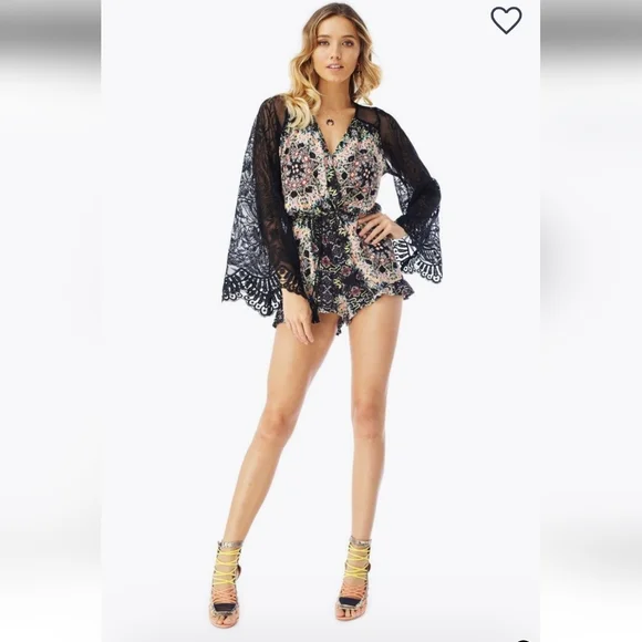 SKY YAMIR ROMPER BACK LACE V NECK WAIST STRAP LONG WING SLEEVES SIZE Medium - Picture 3 of 15